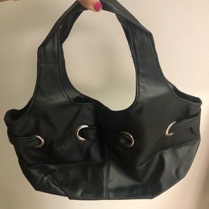 🆕 Black Stylish Grommet Bag